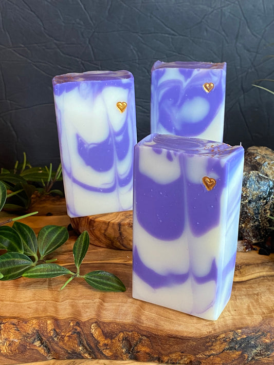 4oz Artisan Soap - Lavender Daydreams